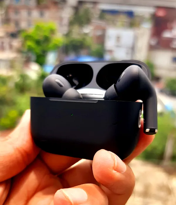 Apple Airpods Pro 2nd Generation - Image 2